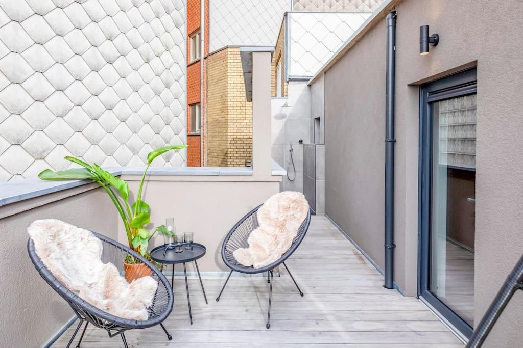 Love Nest - Your Cosy Penthouse 奥斯滕德 外观 照片